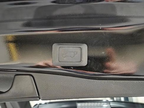 Used 2022 Toyota RAV4 XLE image 13