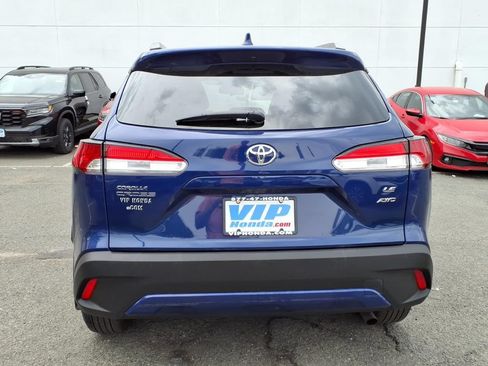 Used 2024 Toyota Corolla Cross LE AWD/4WD image 5