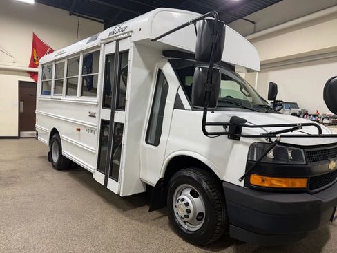 Used 2019 Chevrolet Express 3500 w/ School Bus Package image 64