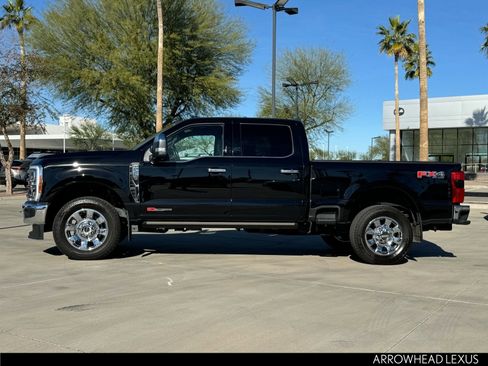 Used 2023 Ford F250 Lariat w/ Lariat Ultimate Package image 3