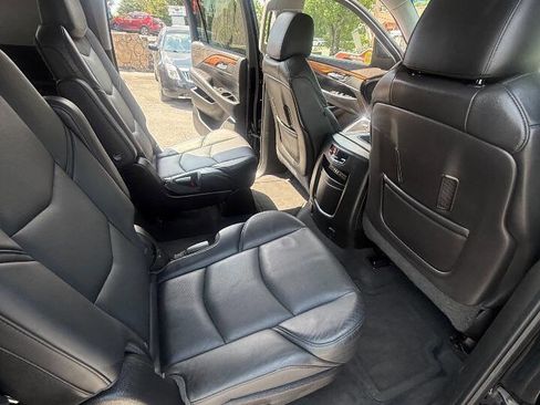 Used 2015 Cadillac Escalade ESV Premium AWD/4WD image 13