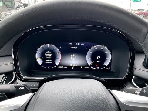 Certified 2025 INFINITI QX60 Luxe FWD image 31