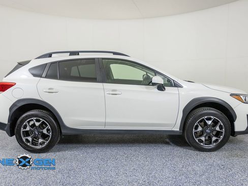 Used 2020 Subaru Crosstrek 2.0i Premium w/ Moonroof Package 2 AWD/4WD image 8