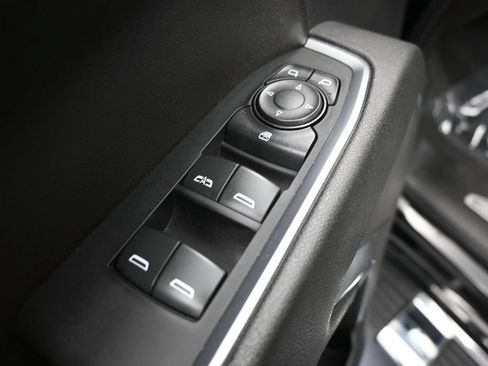 Used 2024 Chevrolet Silverado 1500 LT RWD image 14
