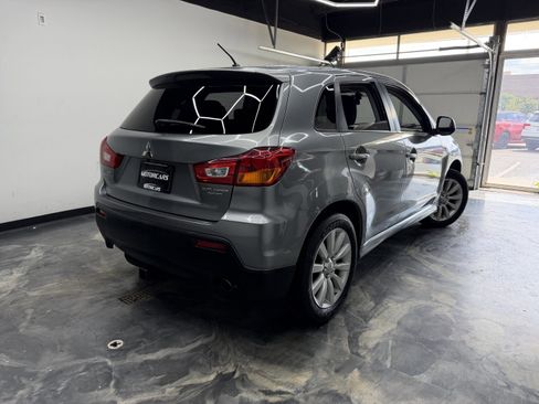 Used 2011 Mitsubishi Outlander Sport SE AWD/4WD image 3