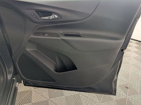 Used 2022 Chevrolet Equinox LT image 33