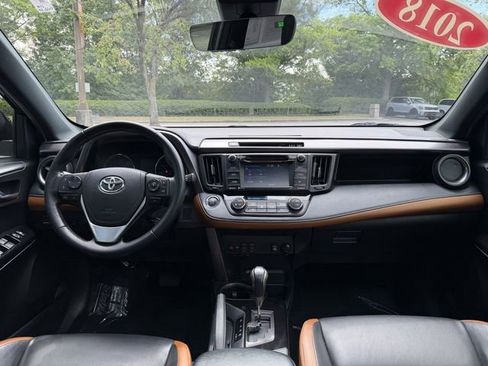 Used 2018 Toyota RAV4 SE w/ Power Extra Value Package FWD image 35