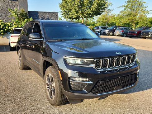 Used 2022 Jeep Grand Cherokee Limited 4xe AWD/4WD image 9