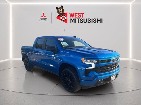 Used 2022 Chevrolet Silverado 1500 RST AWD/4WD image 7