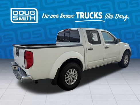 Used 2017 Nissan Frontier SV w/ SV Value Truck Package image 4