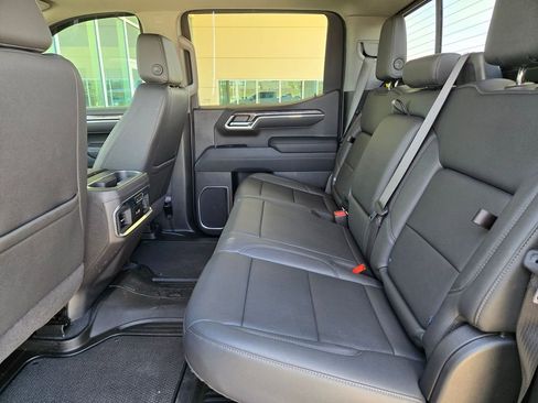 Used 2025 Chevrolet Silverado 1500 LTZ w/ LTZ Premium Texas Edition AWD/4WD image 15