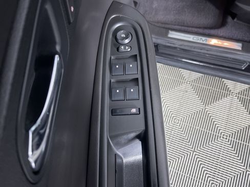 Used 2010 GMC Acadia SLT image 15