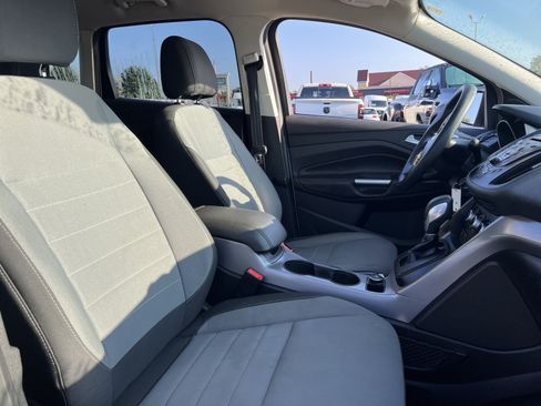 Used 2016 Ford Escape SE AWD/4WD image 25