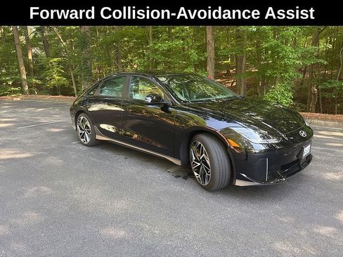 Used 2024 Hyundai Ioniq 6 SEL RWD image 2