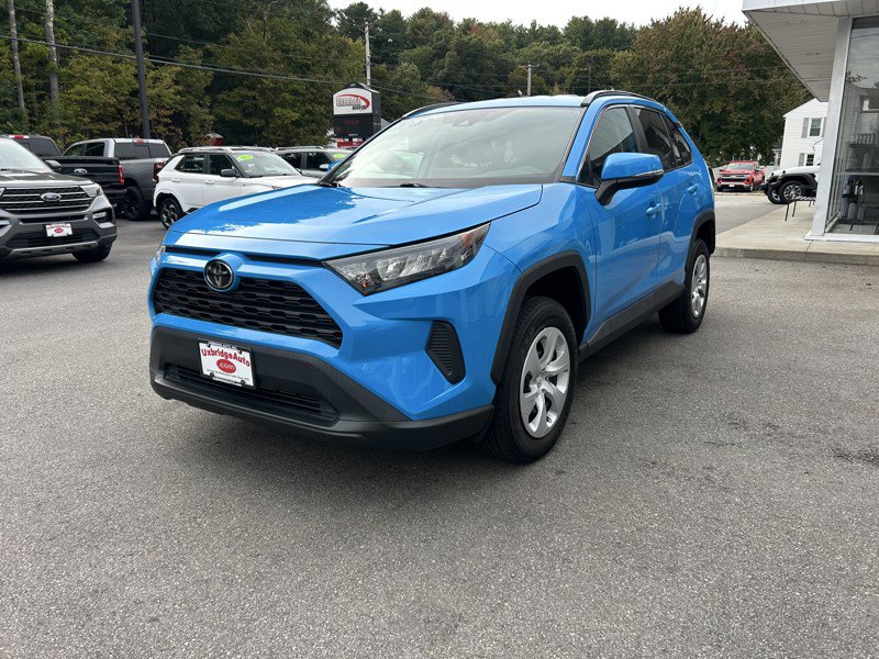 Used 2020 Toyota RAV4 LE w/ All Weather Liner Package AWD/4WD image 4