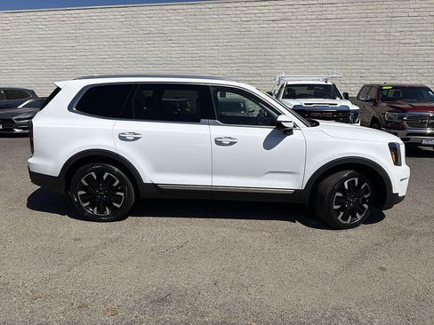 Used 2024 Kia Telluride SX FWD image 4