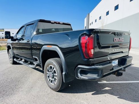 Used 2022 GMC Sierra 2500 AT4 w/ Gooseneck/5TH Wheel Package image 3