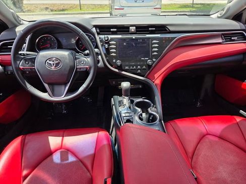 Used 2019 Toyota Camry XSE FWD image 12
