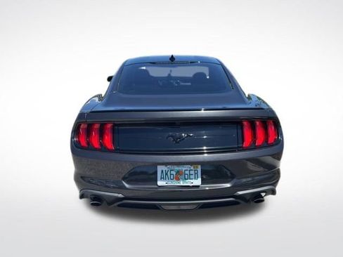 Used 2022 Ford Mustang Coupe w/ Black Accent Package RWD image 6