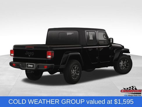 Used 2023 Jeep Gladiator Sport image 6