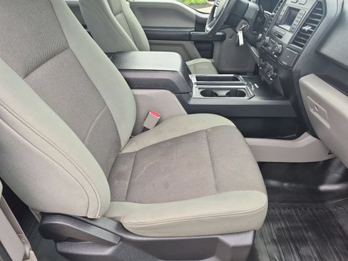 Used 2016 Ford F150 XL w/ Equipment Group 101A Mid AWD/4WD image 21