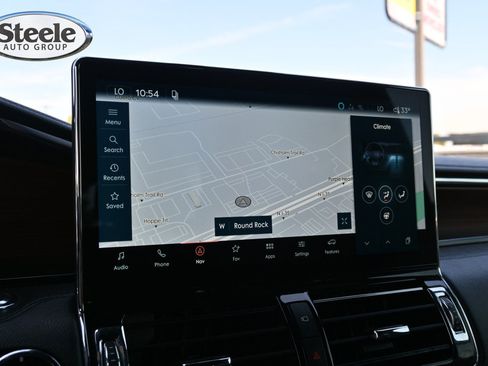 Used 2023 Lincoln Navigator Reserve AWD/4WD image 12