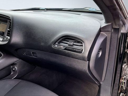 Used 2019 Dodge Challenger R/T RWD image 17