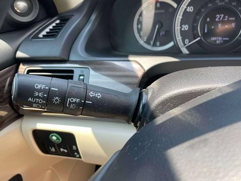 Used 2016 Honda Accord Touring image 24