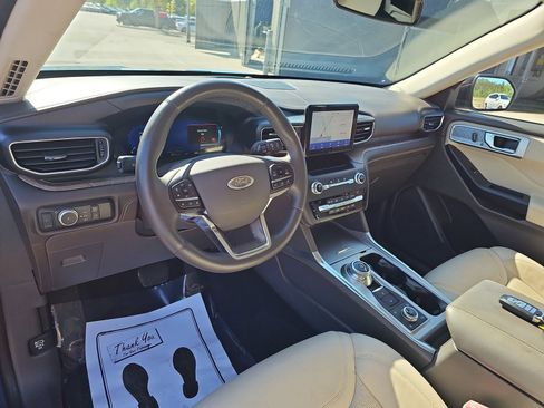 Used 2020 Ford Explorer Platinum AWD/4WD image 19