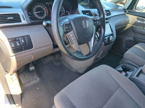 Used 2016 Honda Odyssey EX image 21