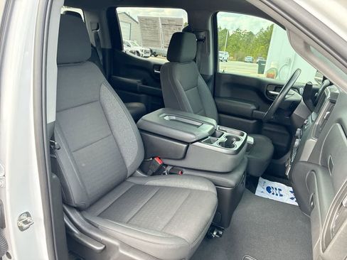 Used 2024 Chevrolet Silverado 1500 Custom image 26