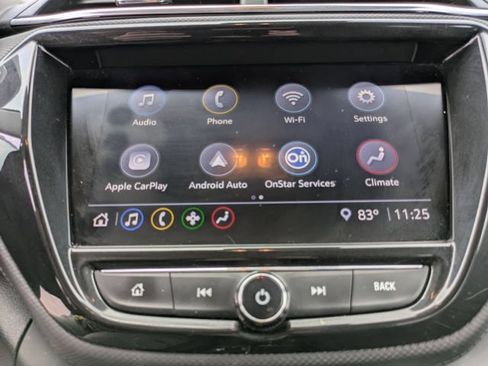 Used 2021 Chevrolet TrailBlazer LT w/ Premium Seating Package FWD image 13