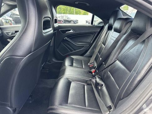 Used 2019 Mercedes-Benz CLA 250 image 30