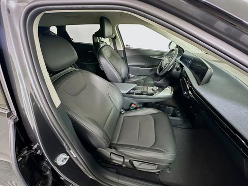 Used 2024 Kia EV6 Light image 30