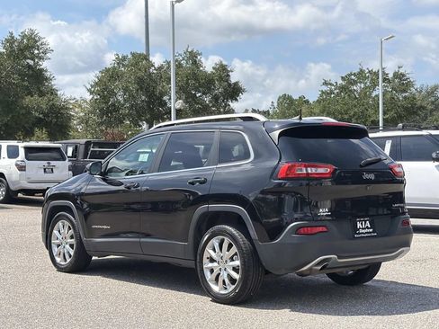 Used 2017 Jeep Cherokee Limited FWD image 6