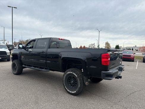 Used 2016 Chevrolet Silverado 2500 LT w/ Midnight Edition AWD/4WD image 3