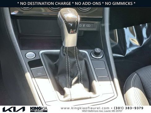 Used 2024 Volkswagen Jetta SEL FWD image 7