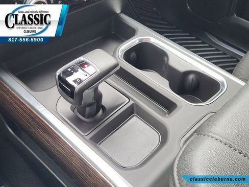 Used 2025 GMC Sierra 1500 Elevation w/ Preferred Package image 31