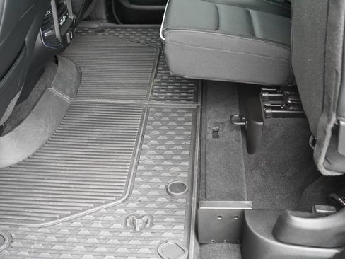 Used 2025 RAM 1500 Laramie w/ Bed Utility Group AWD/4WD image 31