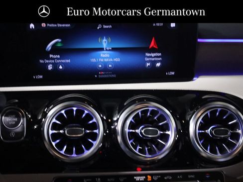 Used 2023 Mercedes-Benz CLA 250 4MATIC image 30