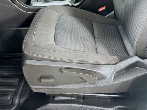 Used 2020 Chevrolet Colorado LT w/ Safety Package image 22