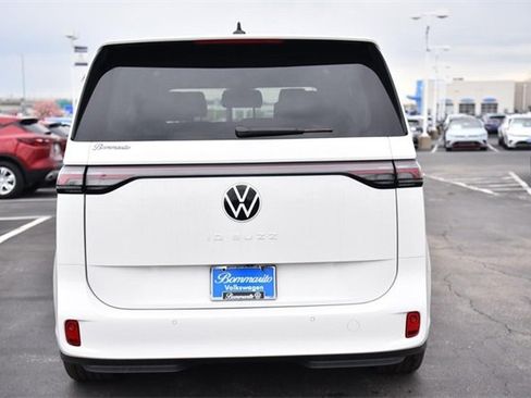 New 2025 Volkswagen ID. Buzz Pro S image 6