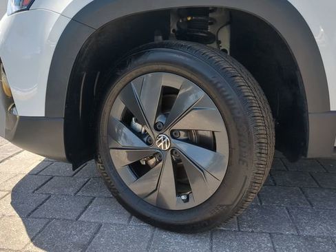 Used 2025 Volkswagen Taos S FWD image 29