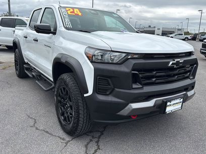 Used 2024 Chevrolet Colorado Trail Boss w/ Technology Package