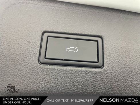 Used 2019 Volkswagen Atlas SE image 45