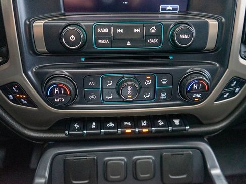 Used 2018 GMC Sierra 2500 Denali image 26