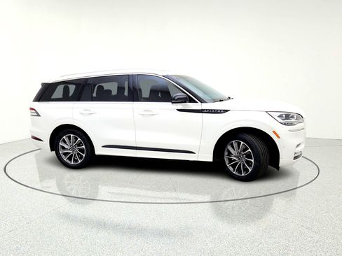 Used 2020 Lincoln Aviator Grand Touring w/ Equipment Group 301A image 8