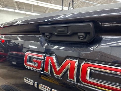 Used 2023 GMC Sierra 1500 Elevation AWD/4WD image 12