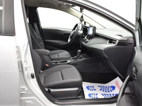Used 2023 Toyota Corolla LE FWD image 16