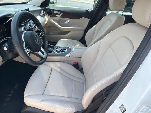 Used 2019 Mercedes-Benz C 300 4MATIC Sedan image 9